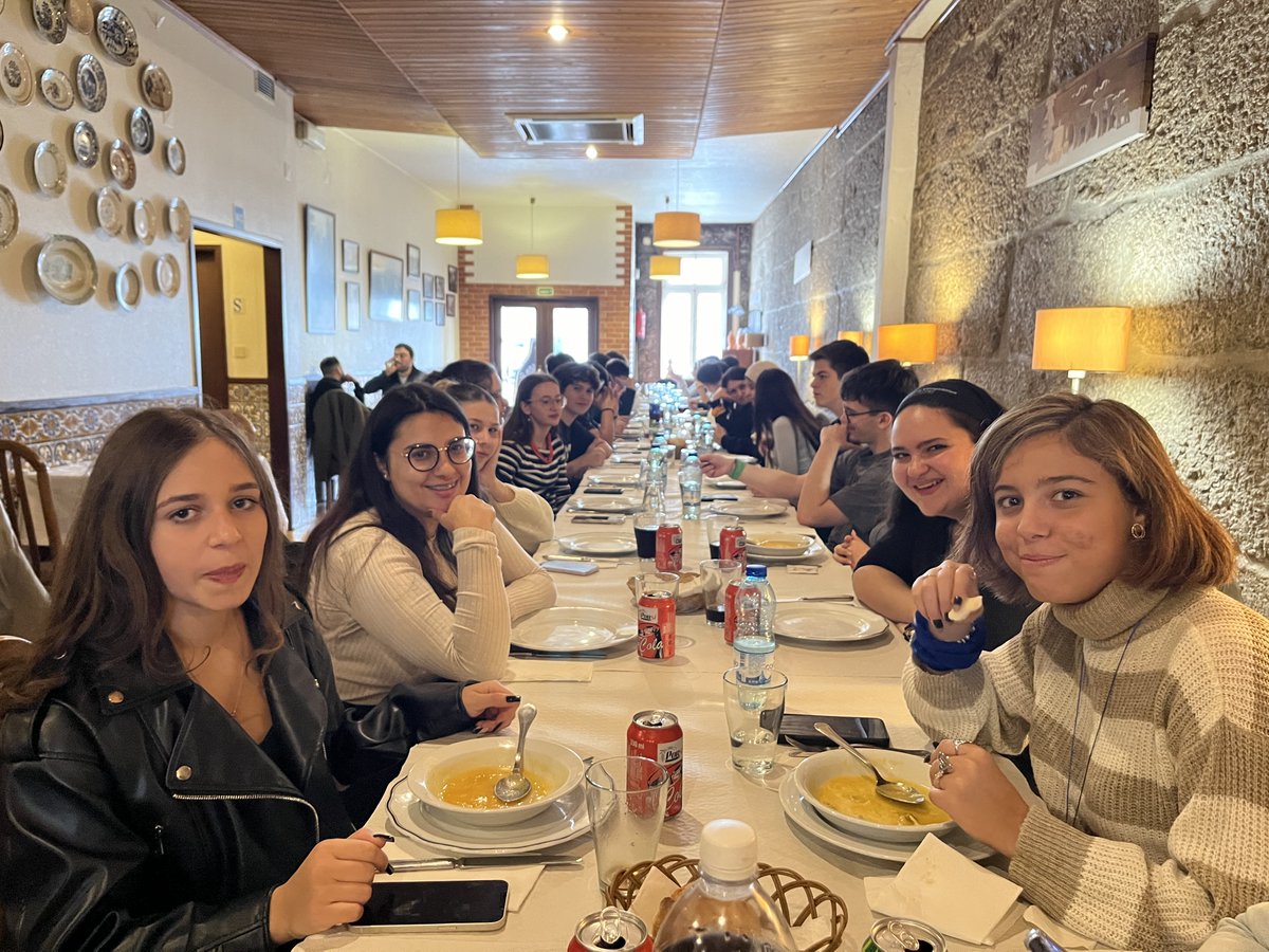 factsvetforce's tweet photo. International Competition
Lunch
#factsvetforce #fakenews #eramusplus https://t.co/Y8944ubGSj