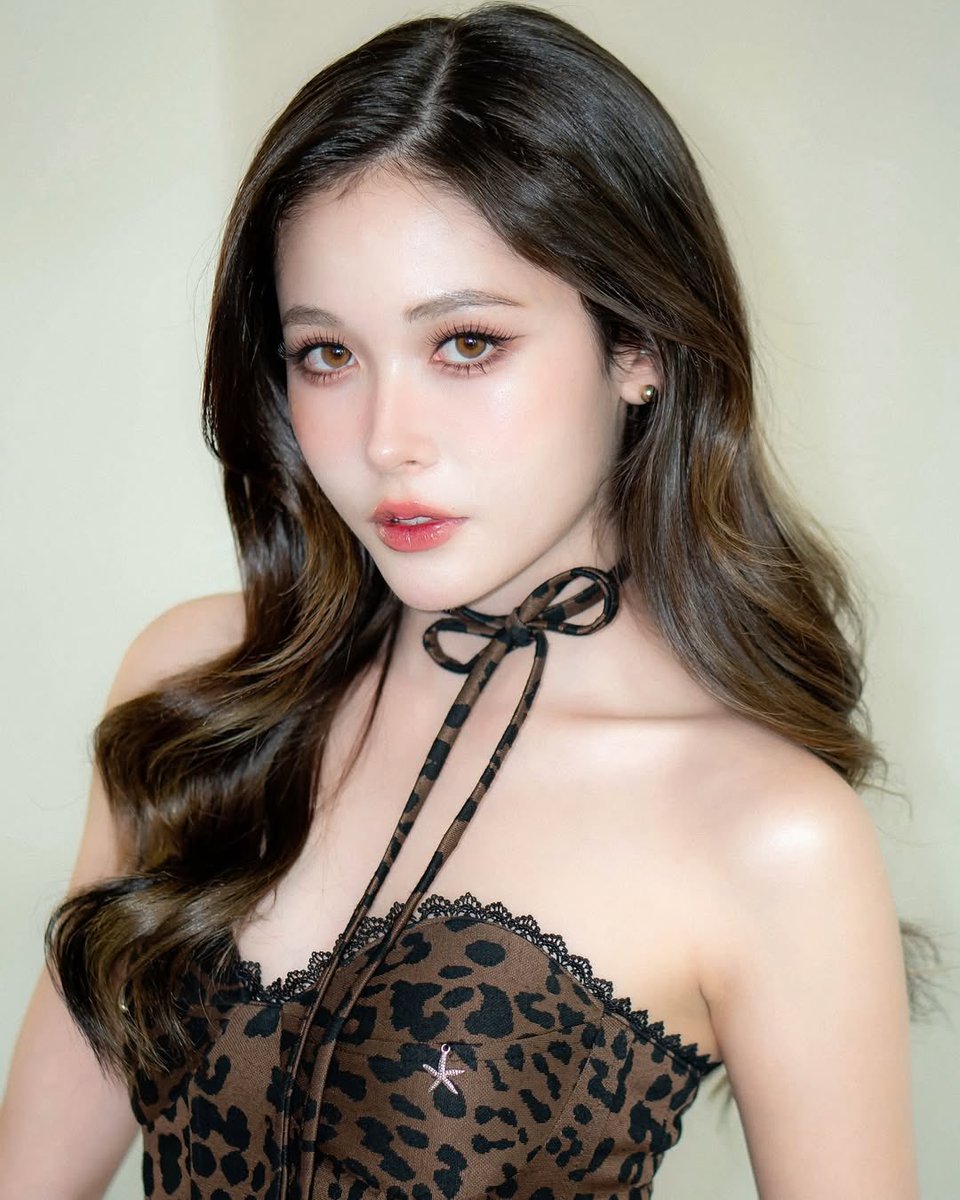 eunhcea's tweet photo. All dolled up and ready to slay the day! Huge love to my makeup artist for creating this masterpiece—it’s glam, it’s fierce, and it’s all about owning every moment. Because let’s be real, every main character needs a killer look like this! https://t.co/zQJezRsRi2