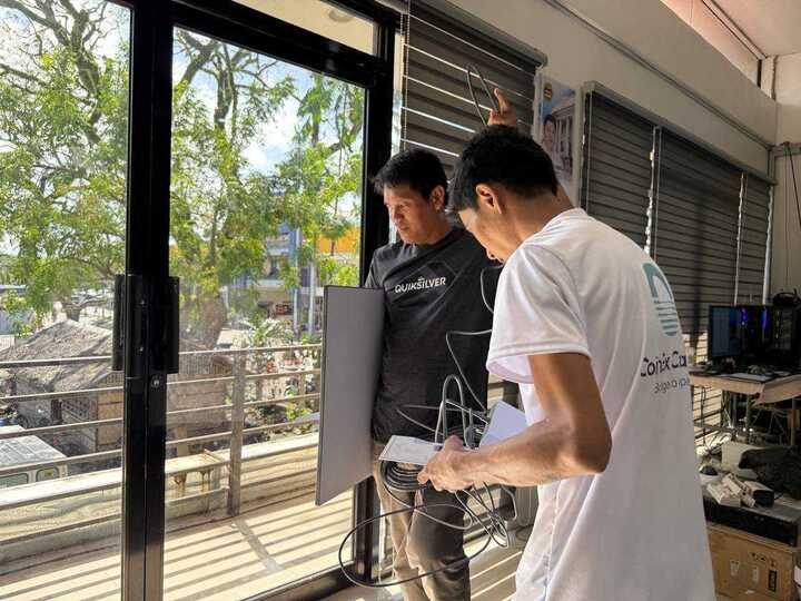 CoinExCharity's tweet photo. 🚀Exciting news ! We have reached a milestone by deploying the first Starlink unit in the Philippines!
💻 #StarlinkProgram , the flagship project of our "#BridgeToHope" initiative. It's a gateway to education, economic growth, and a world of opportunities. #CoinExCharity https://t.co/wxLXDPGPYL
