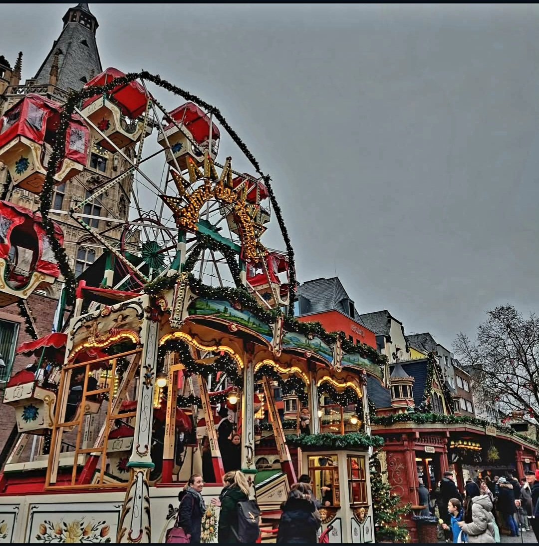 Karinvr066's tweet image. #November_kiek, #Kermis