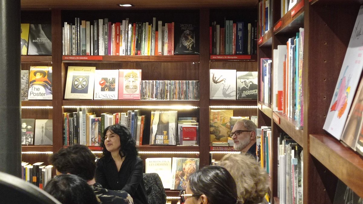 La Central en Madrid (@lacentralenmad) on Twitter photo Claudia Joskowicz presenta "Quietud en movimiento" en conversación con el artista Jorge López <a href="/EditorialTurner/">Editorial Turner</a>
📍La Central del Museo Reina Sofía Claudia Joskowicz presenta "Quietud en movimiento" en conversación con el artista Jorge López <a href="/EditorialTurner/">Editorial Turner</a>
📍La Central del Museo Reina Sofía