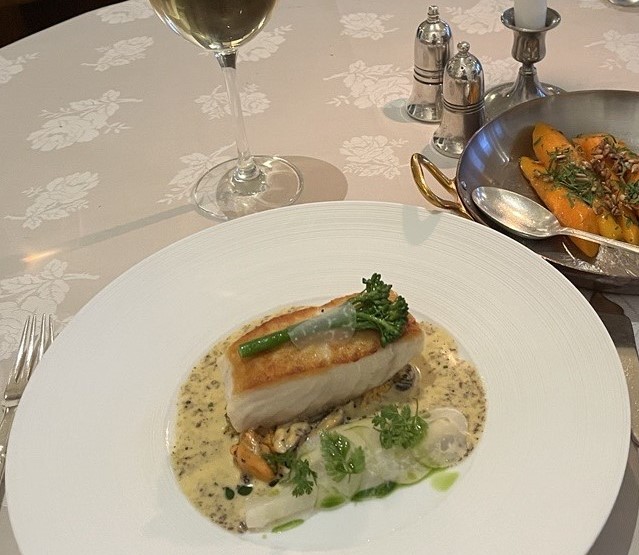 The MICHELIN Guide (@michelinguideuk) on Twitter photo Irish halibut with a superb mussel & dulse sauce at Landline Restaurant
<a href="/parkkenmare/">Park Hotel Kenmare</a> by <a href="/james_cooleaman/">james sully</a>
#Kerry #Ireland
New:guide.michelin.com/gb/en/kerry/ke⦠Irish halibut with a superb mussel & dulse sauce at Landline Restaurant
<a href="/parkkenmare/">Park Hotel Kenmare</a> by <a href="/james_cooleaman/">james sully</a>
#Kerry #Ireland
New:guide.michelin.com/gb/en/kerry/keā¦