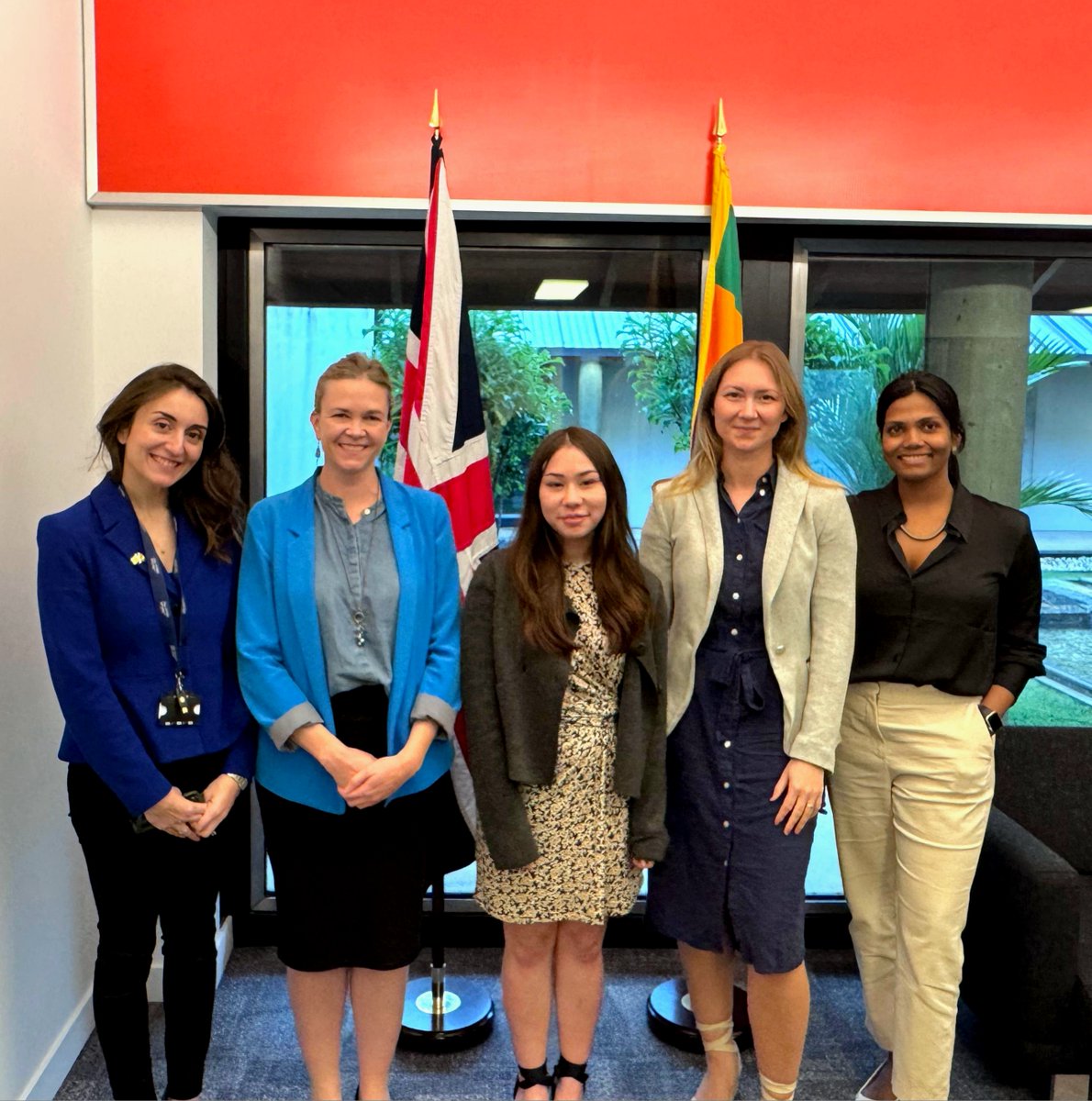 UKinSriLanka's tweet photo. Last week, OCPP's Senior Programme Director Estelle Jones and team leader Amber Pengilley visited Sri Lanka for the #SACEPSymposium delivered as part of OCPP @CefasGovUK @JNCC_UK @The_MMO and meet a range of local partners.
๐๐ง#BluePlanetFund #OceanCountryPartnershipProgramme https://t.co/T5bOuzhQoL