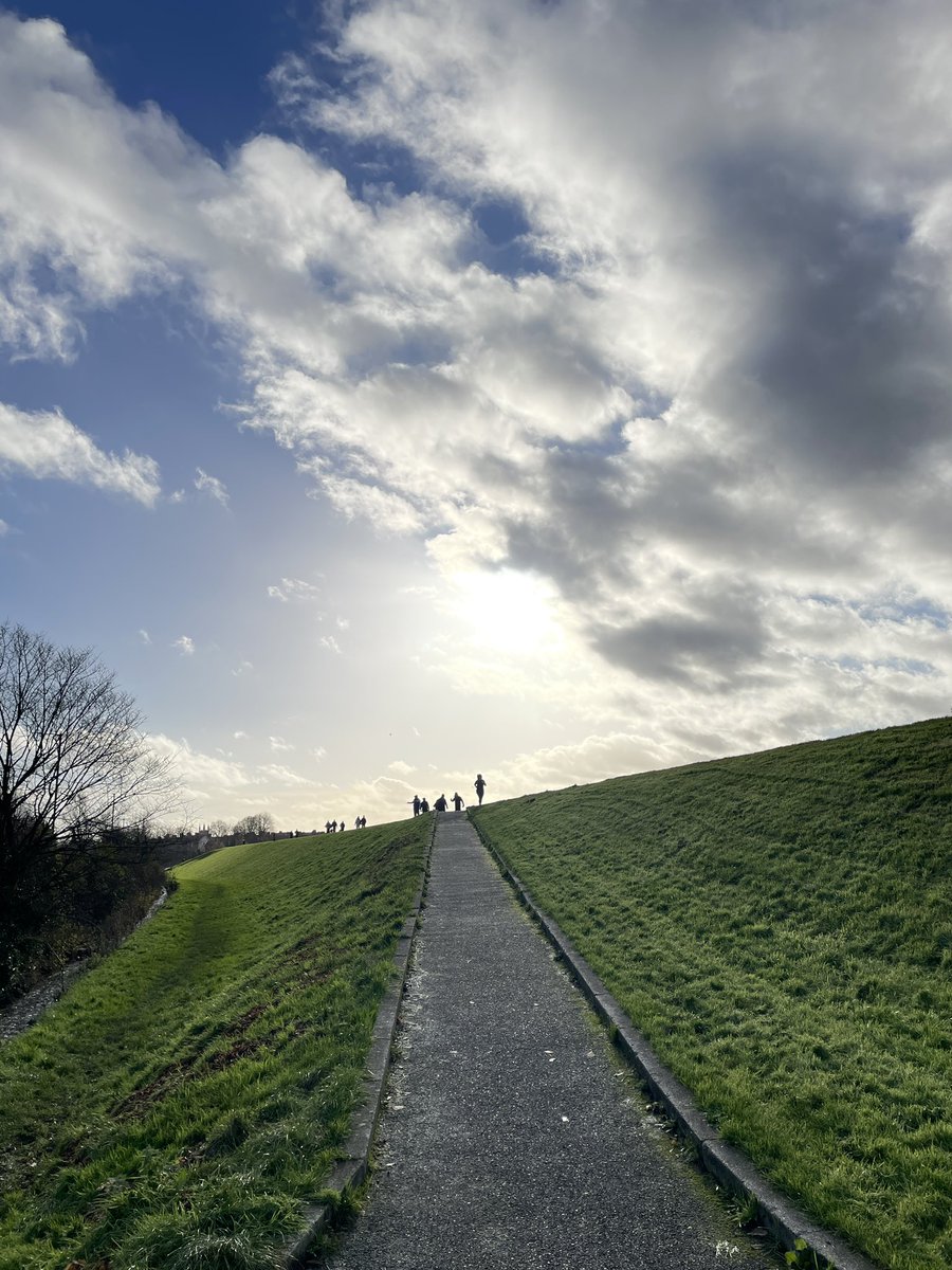 Bout_Yeh's tweet image. RELAX and unwind at Cave Hill Road’s Coffee Essence with the best views of people enjoying nature at Waterworks Park. 

While you’re there, book a rejuvenating massage with Coffee Essence owner Alan’s wife Theresa at Wholistic Works 😌 

#boutyeh #coffeeshopbelfast #northbelfast