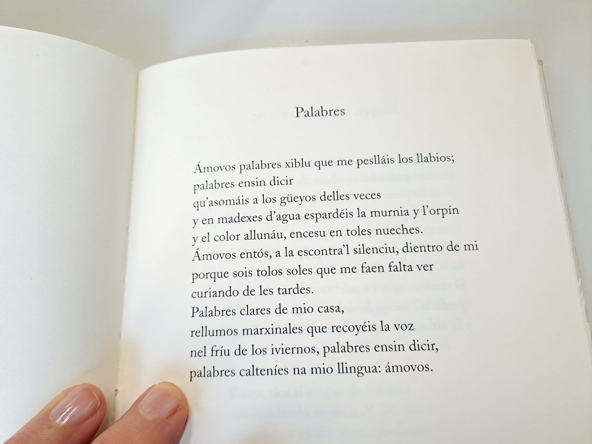 Equí amamos l'asturianu. "Palabres" Lurdes Álvarez #asturianu