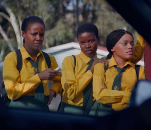 LynMaisha's tweet photo. Watching season one of #Isithunzi on Showmax and to me, Thuso Mbedu hasn’t changed a bit.
She still looks beautiful as ever with a teenager’s face! 😍
This was such a great cast, I very much love how the relationship with Winnie’s strict aunt came to life.
10/10 teen drama! https://t.co/QfXGNI1BAM