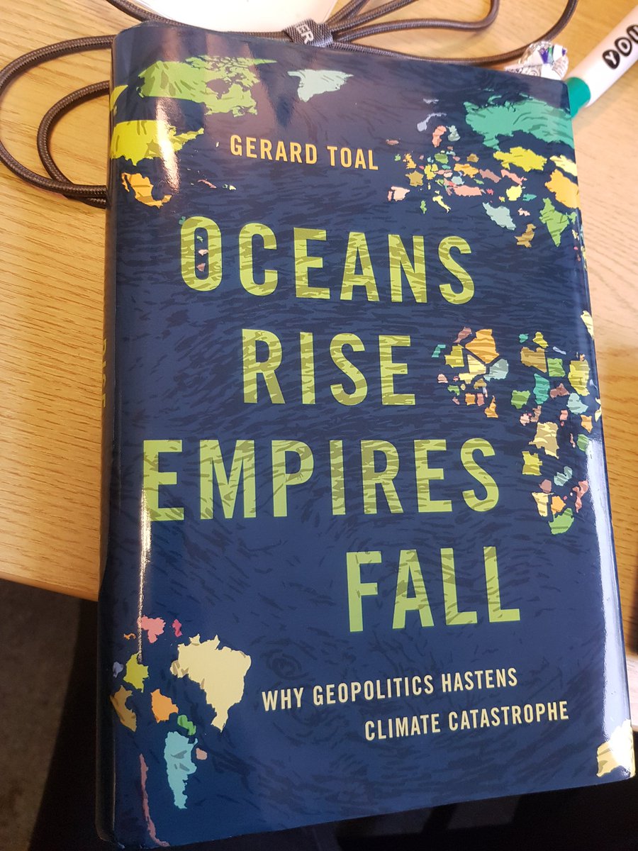 I knew this would be great as @Toal_CritGeo is always a decent read and so formative for my own geopolitical thought. But this exceeded. It's an absolutely crucial call to arms about how Great Power competition is exacerbating climate breakdown. Should be read by all
#Geopolitics