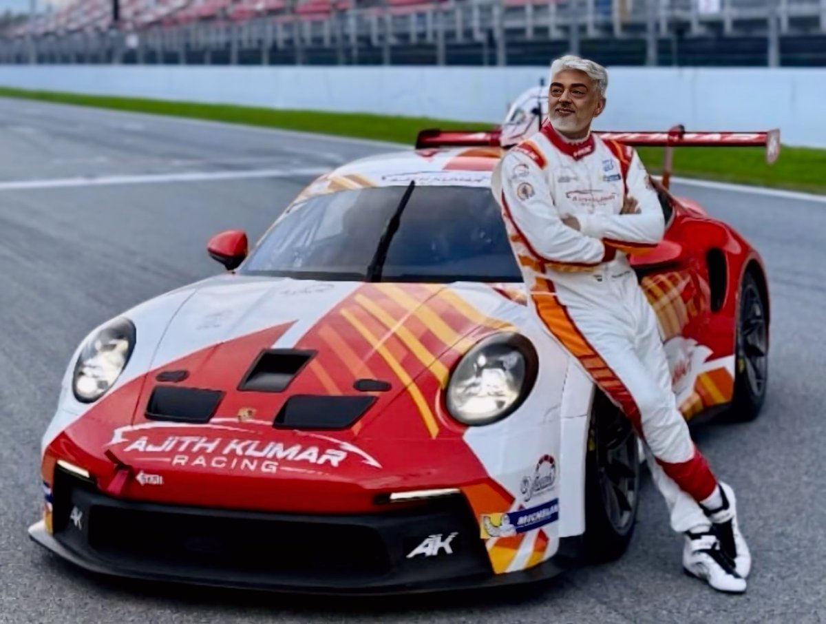 ThalaAjith_FC's tweet photo. Latest Pics Of THALA AJITH From the Barcelona F1 Circuit In Spain 🇪🇸 

Man On a Mission! 🔥🔥🔥

#Ajithkumar | #AjithkumarRacing https://t.co/Jsud19VwJZ