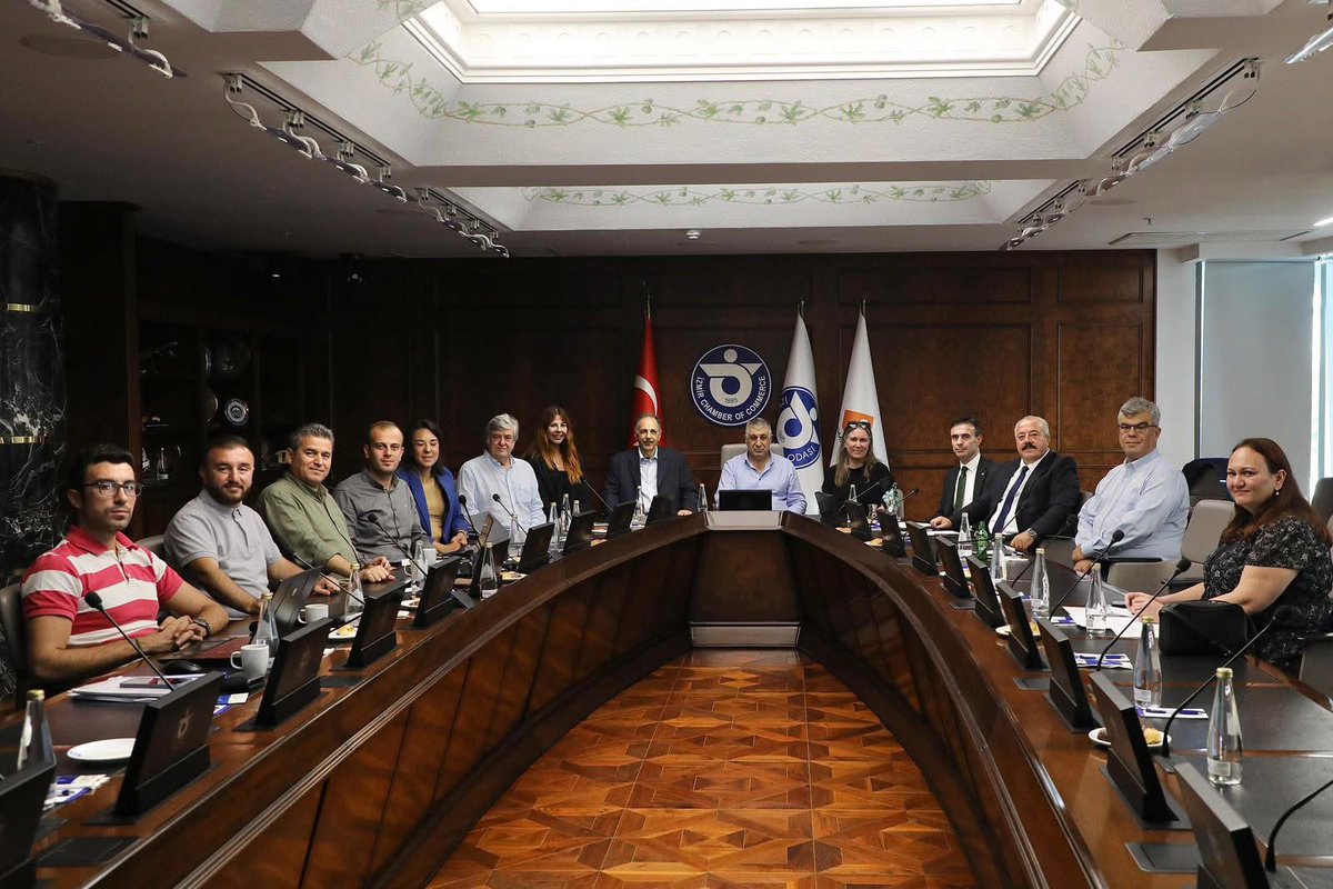 sahingroup's tweet image. Dikili TDİOSB Yönetim Kurulu Toplantısı, Yönetim Kurulu Başkanımız Mehmet Şahin ÇAKAN Başkanlığında gerçekleşti. Toplantıya, Yönetim Kurulu Başkan Vekilimiz Ateş İlyas DEMİRKALKAN, Dikili Kaymakamı ve Yönetim Kurulu Üyemiz Cevat GÜN ile Yönetim Kurulu Üyemiz Ercan KORKMAZ katıldı