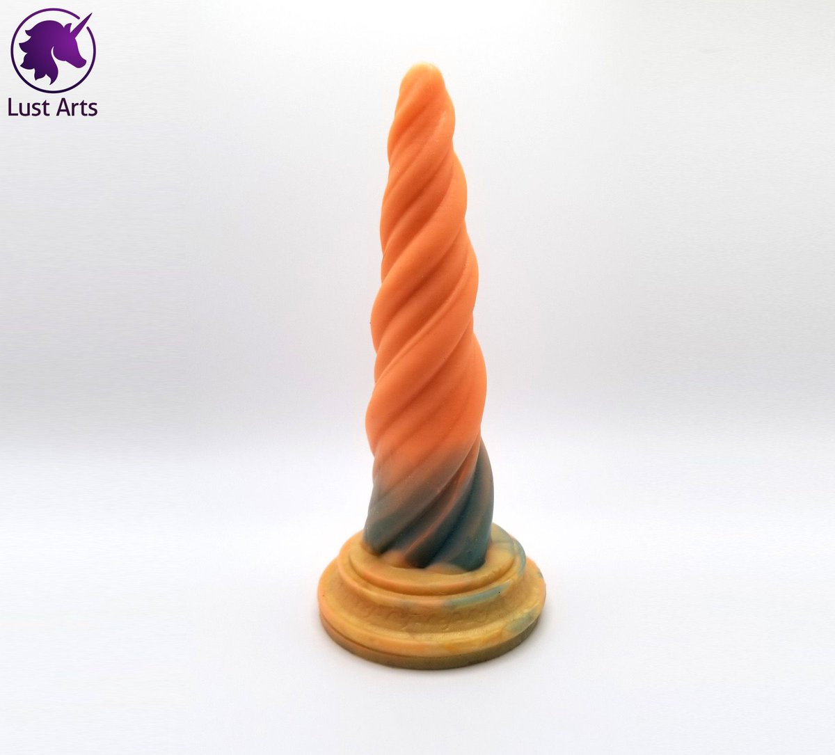 Lust Arts tweet media