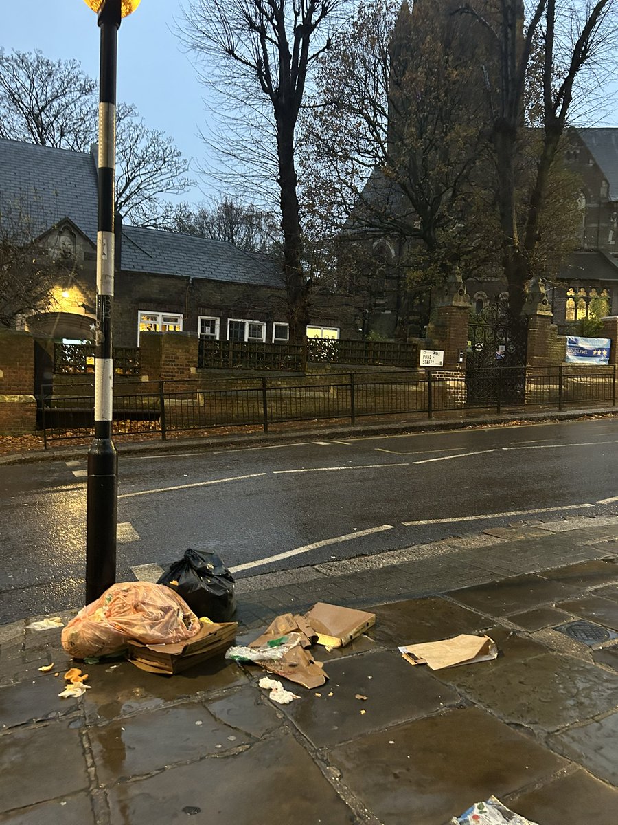 Clean London’s Dump tweet media