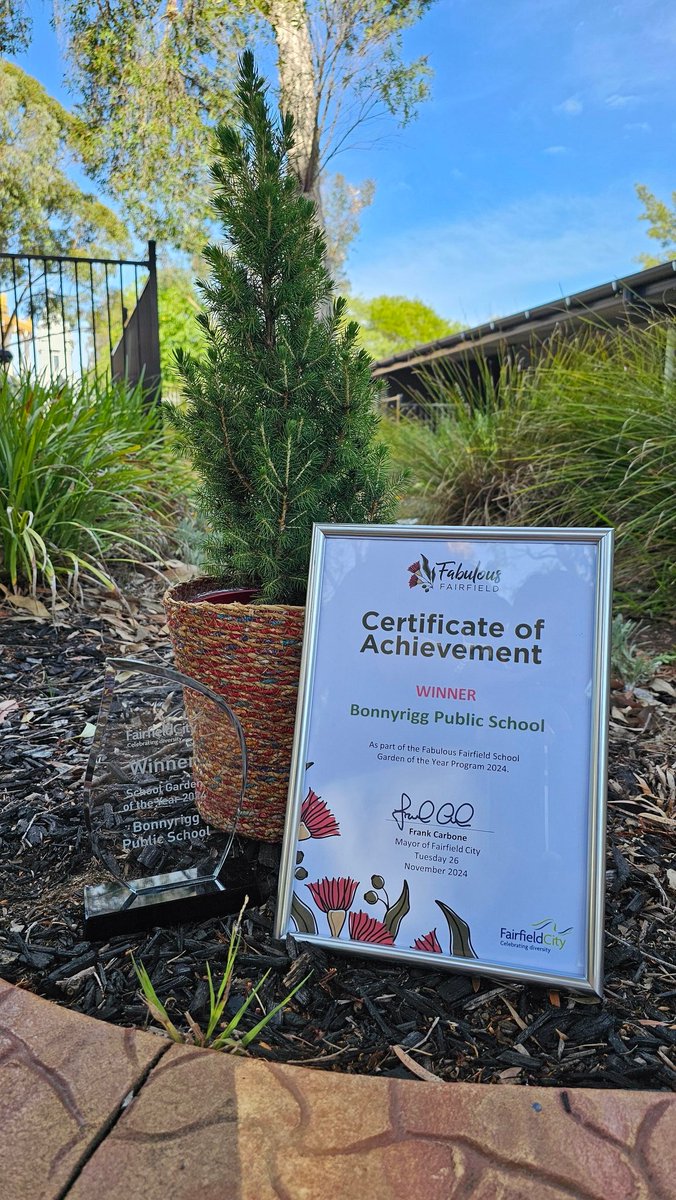 Ly Huynh (@ly_huynh_) on Twitter photo Congratulations to our garden club students and staff for winning the best school garden award this year!! 💚🌿 <a href="/MSiokos/">Marianne Siokos</a> <a href="/lyndall_hayton/">Lyndall Hayton</a> <a href="/Mrs_Taing/">Marley Taing</a> <a href="/nathdavis11/">nathdavis11</a> Congratulations to our garden club students and staff for winning the best school garden award this year!! 💚🌿 <a href="/MSiokos/">Marianne Siokos</a> <a href="/lyndall_hayton/">Lyndall Hayton</a> <a href="/Mrs_Taing/">Marley Taing</a> <a href="/nathdavis11/">nathdavis11</a>