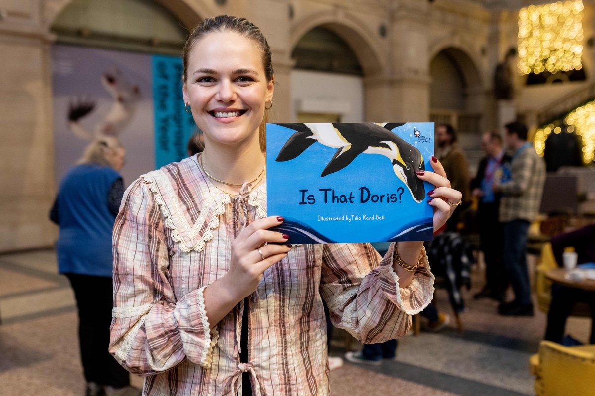 We're excited to launch an illustrated children's book featuring our very own Doris, a huge Jurassic marine reptile. 

Is that Doris? is on sale now in the gift shop and online where you can pre-order a Doris the pliosaur soft toy. 

Find out more: orlo.uk/bjg1m