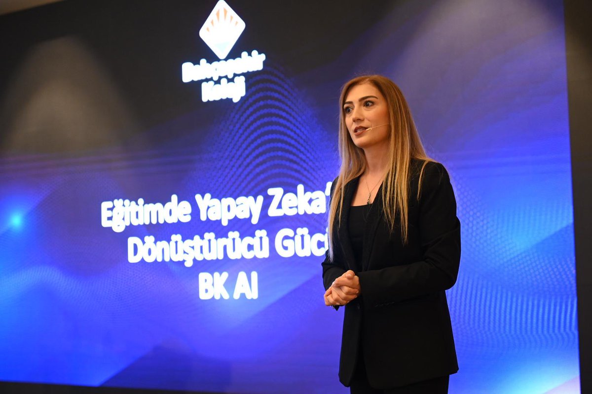 Bahçeşehir Koleji olarak bugün "BKAi ile Eğitimde Paradigmalar Değişiyor" lansmanı düzenledik. Yapay zekâ destekli güncel eğitim modellerimiz, öğretmen ve öğrencilerimize büyük katkı sağlayacak. "Yapay zekâya sahip olan dünyaya sahip olur" düşüncesiyle kişiye özel öğrenme