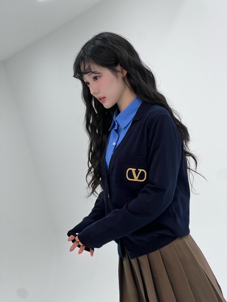 triplescosmos's tweet photo. 모범생 윤서연

#tripleS #트리플에스 #トリプルS
#トリプルエス #トエス
#SeoYeon #서연 #ソヨン https://t.co/Btp2IPqiz4