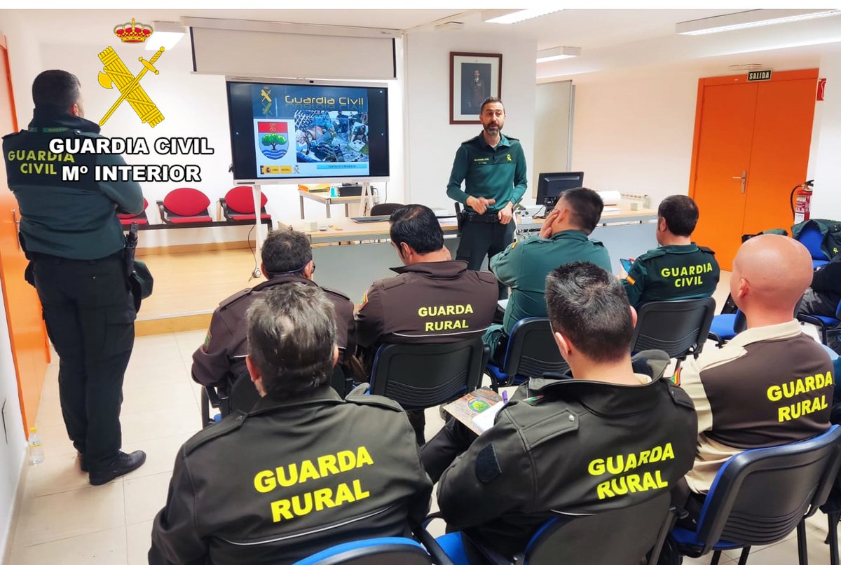 mujerygc's tweet photo. Si estás interesada en ser #GuardaRural ya tienes la nueva convocatoria para 2025.
https://t.co/lvj9WoHGrU… https://t.co/g61uTVTOwa