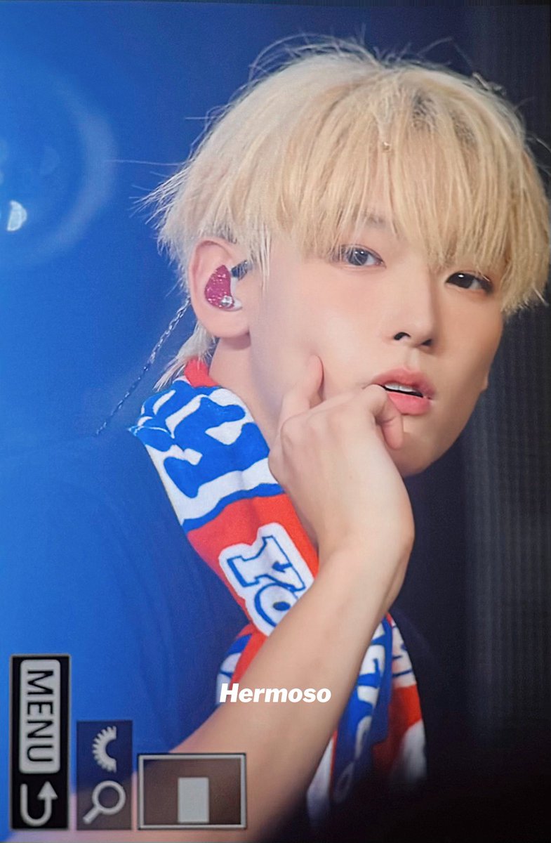 Hermoso712's tweet photo. 241127 오사카 제프투어

 하.. 예삐 🥹💛

#SF9 #인성 #김인성 #INSEONG https://t.co/OzHayWzVkz