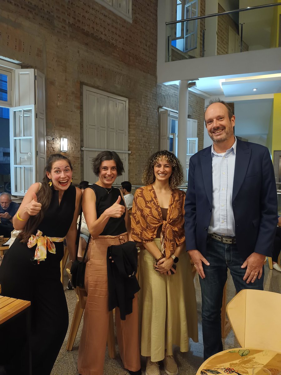 RWdeRuijter's tweet photo. #Paranabici started informally yesterday with a documentary on Dutch Cycling. Today our visitors from the #DutchCyclingEmbassy will continue with field research. Official opening tonight at the #OABPR premises. #DCE https://t.co/oC2TmkFOp8