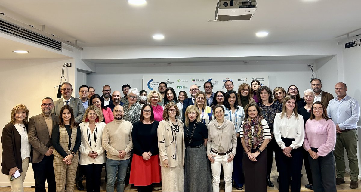 Sociedad Española de Medicina Interna (SEMI) (@sociedad_semi) on Twitter photo 📢🔴#CH2025 | Hemos participado de la mano de nuestra presidenta, la Dra. Montserrat Chimeno, en el II Foro organizado por la Plataforma <a href="/CH_2025/">Cronicidad: Horizonte 2025</a>, bajo el título "Avanzando en la integración del #pacientecrónico complejo en los Sistemas Sanitarios". #SEMITuit #MedicinaInterna 📢🔴#CH2025 | Hemos participado de la mano de nuestra presidenta, la Dra. Montserrat Chimeno, en el II Foro organizado por la Plataforma <a href="/CH_2025/">Cronicidad: Horizonte 2025</a>, bajo el título "Avanzando en la integración del #pacientecrónico complejo en los Sistemas Sanitarios". #SEMITuit #MedicinaInterna