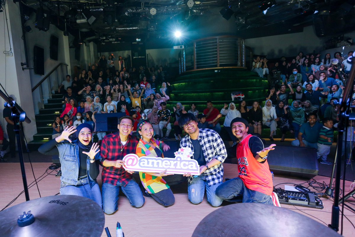 Ten2Five Band tweet media