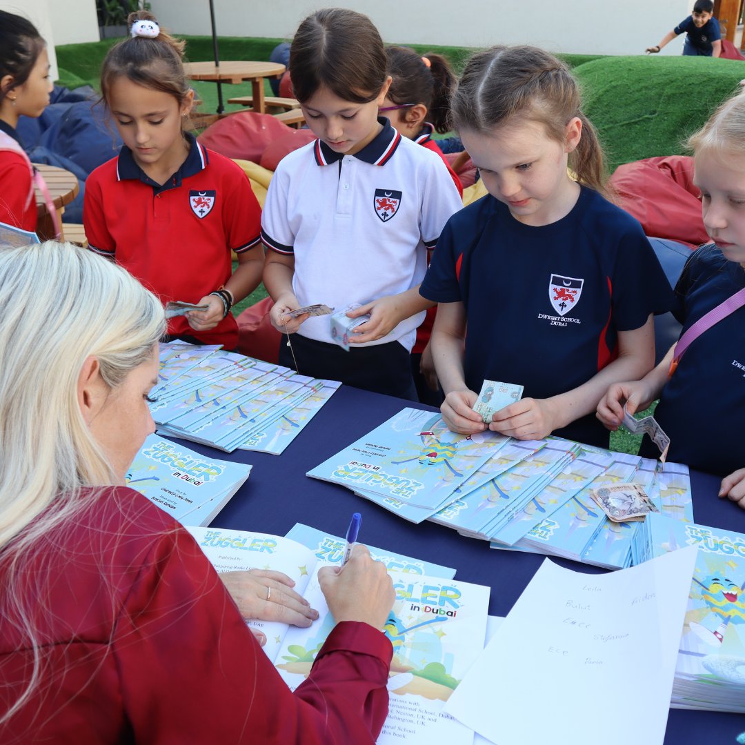DwightSchoolDXB's tweet image. We had the pleasure of welcoming author Charlotte Jones, to Dwight School Dubai, to showcase her amazing story &quot;The Zuggler in Dubai&quot;. Students were captivated by the story and even had the chance to get their own copies signed! 

#SparkOfGenius #DwightSchoolDubai #IB