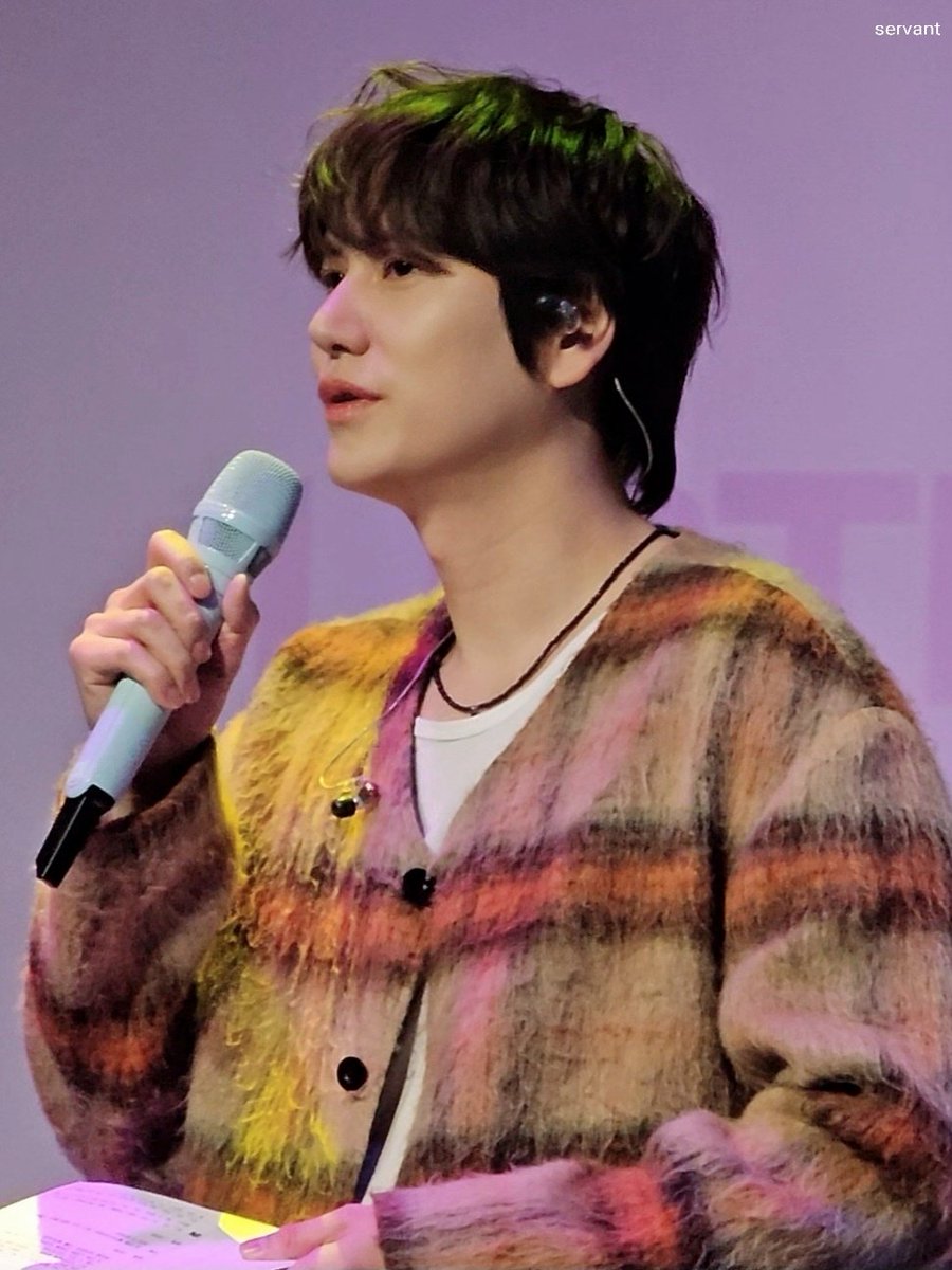 2024.11.27  정규1집 음감회 플뷰 

너무예뻐요 
 
#규현  #KYUHYUN
#キュヒョン #圭贤 
#규현아_사랑해