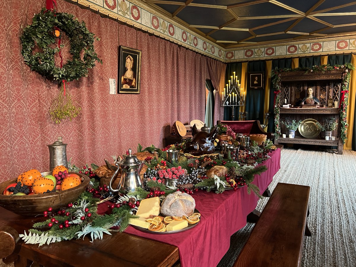 For the first time in nearly 500 years the Boleyn Apartment has been dressed for Christmas as it would've been when the Boleyn family lived here. They would've dressed the Tudor Yule log, arranged foliage around the mantle, fasted in preparation then showcased a feast!