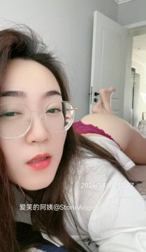 大号被封了，宝子们关注我小号，阿姨还是每日持续为你更新，发放福利，随机抽取粉丝约 https://t.co/pmXpxzmXZI