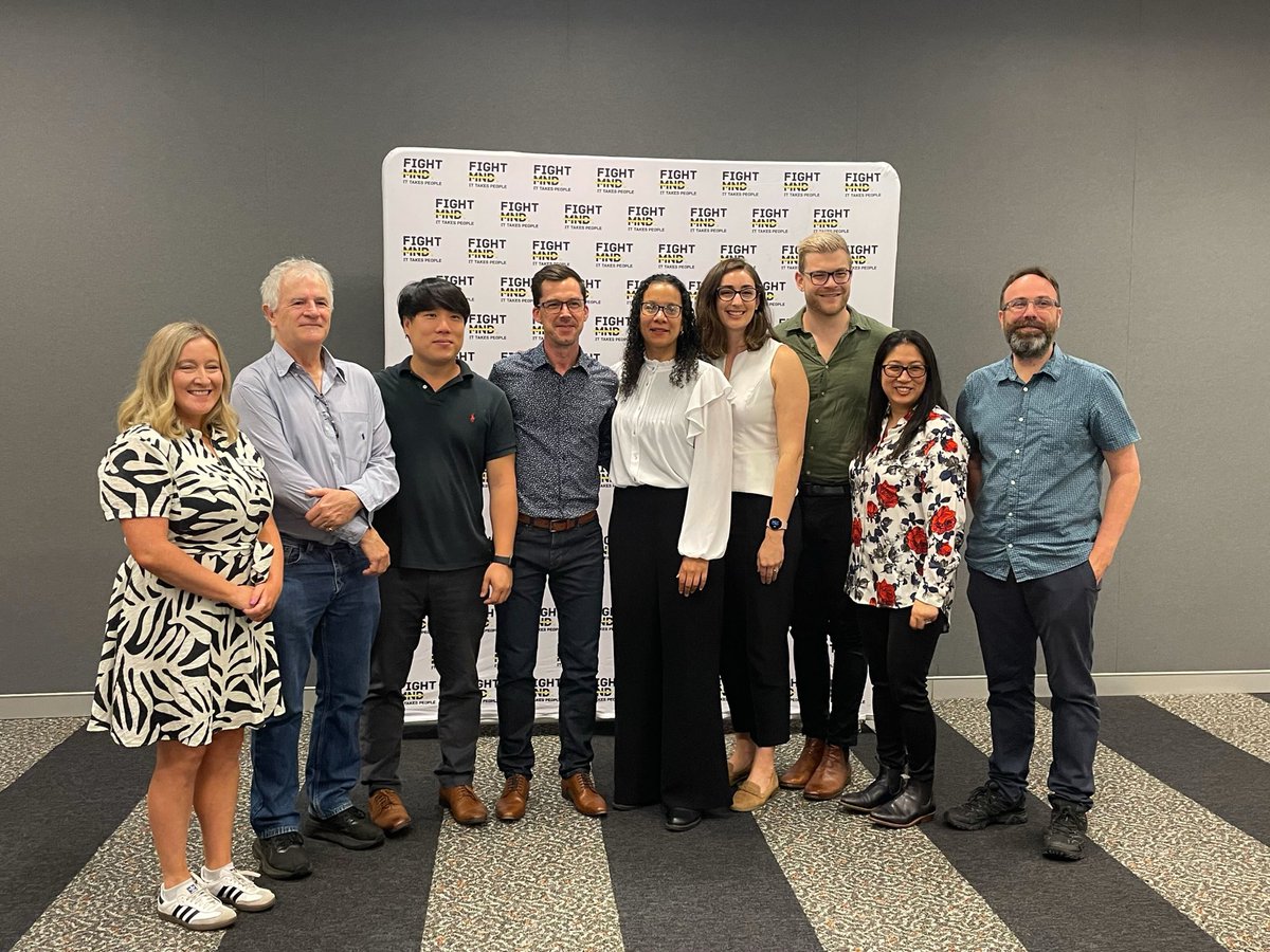 Congratulations to our group leader <a href="/JohnDGLee/">John Lee</a> for receiving the <a href="/FightMND/">FightMND</a> Bill Guest mid-career fellowship. Excited for the next 4 years ahead! 🎉👏 

#MND #ALS