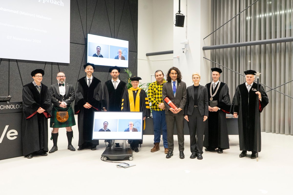 Mairon (@mmahzoun) on Twitter photo I got my Ph.D. at TU/e! Thanks to my supervisors <a href="/TomerAshur/">Cryp·tomer | 3MI Labs</a> and <a href="/hyperelliptic/">Tanja Lange</a>!
My thesis: research.tue.nl/en/publication… I got my Ph.D. at TU/e! Thanks to my supervisors <a href="/TomerAshur/">Cryp·tomer | 3MI Labs</a> and <a href="/hyperelliptic/">Tanja Lange</a>!
My thesis: research.tue.nl/en/publication…