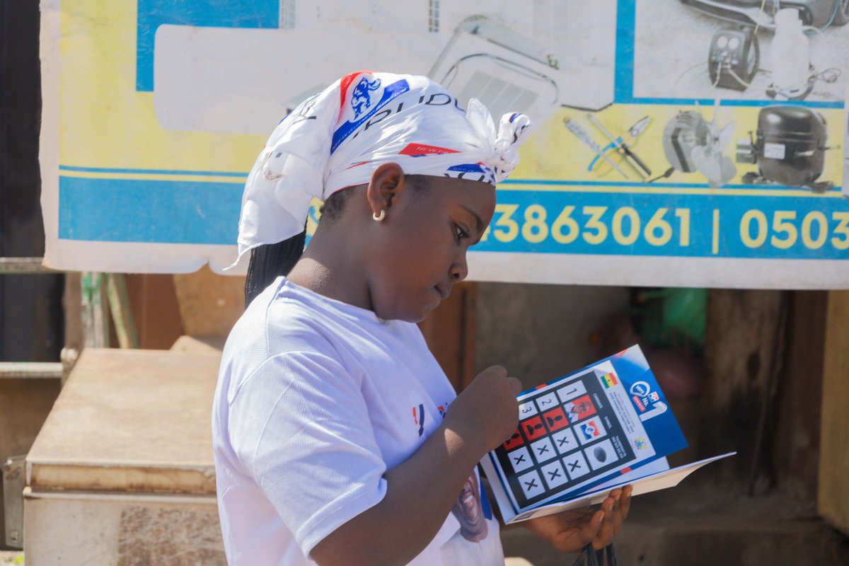OquayeMike's tweet photo. I visited Taifa North B, stopping at various locations as part of my Zonal Tours and community engagement.
Vote Number 1, No Mistake!
#Bawumia2024
#NoMistake
#ItIsPossible
#Oquaye4DKC
#VoteNumber1
#Oquayetours https://t.co/mV2i1bsZDx