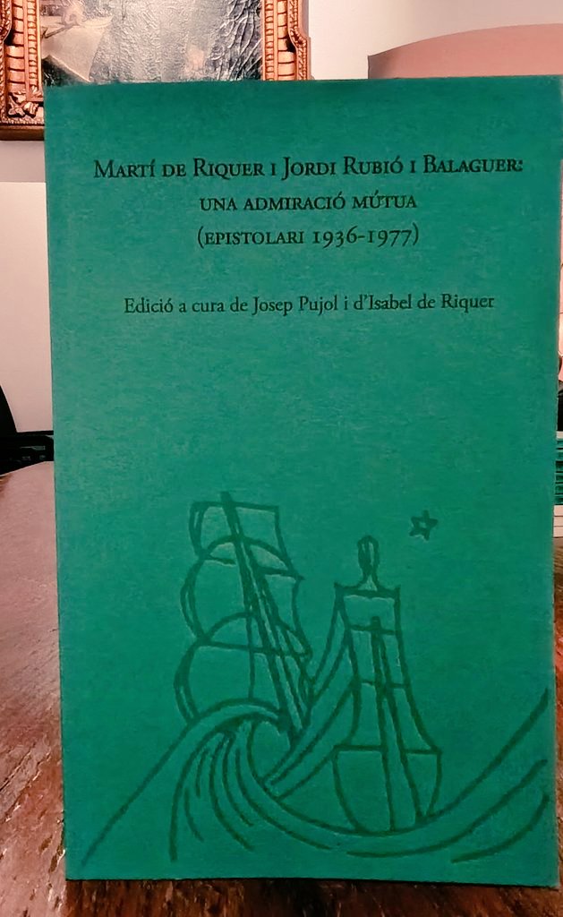 BiblioArxiuRABL's tweet photo. 1/2
Ep!! Nova publicació de @BonesLletres 🥰

Aquest és el 2n número de la nova col·lecció creada per Bones Lletres, Quaderns de l'Acadèmia.

#bonesLectures #boneslletres #biblioteca #fons #llibres https://t.co/mAJ30GkFQ7