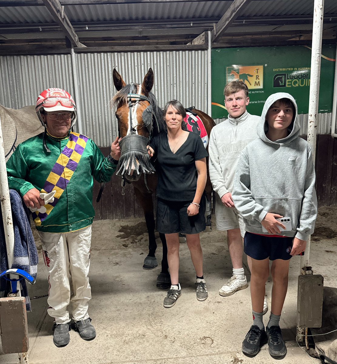 TheTrotsComAu's tweet photo. The final event on Lang memorial night at @BendigoTrots, the Save Our Pennys Trot has been taken out by the Brent Lilley-trained and Chris Alford-driven Frosty Girl. 🕊️ https://t.co/D8yp9FEzZL