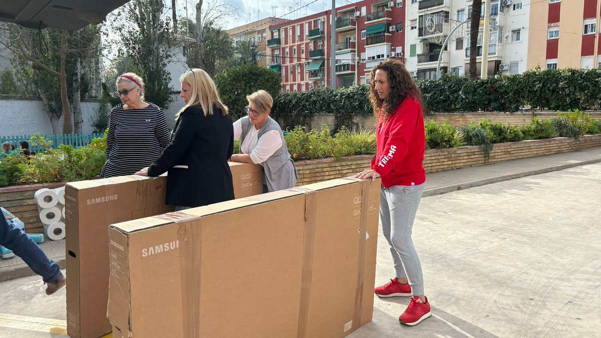 Cuadernos Pedagogía tweet media