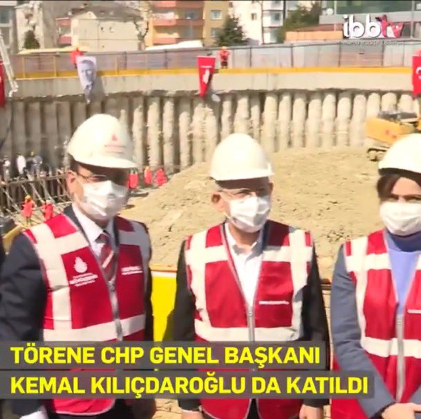 slmhktn's tweet photo. İBB Başkanı Ekrem İmamoğlu, geçtiğimiz günlerde Kirazlı-Halkalı metro hattı için 422 milyon dolar daha borçlanmıştı. Oysa aynı hat için 2021'de 203 milyon dolar borç alınmış ve hattın 2023'te açılacağı söylenmişti.

1 yıl geçti. Ortada ne bir metro var, ne de paralar! https://t.co/LnKKg2LufD