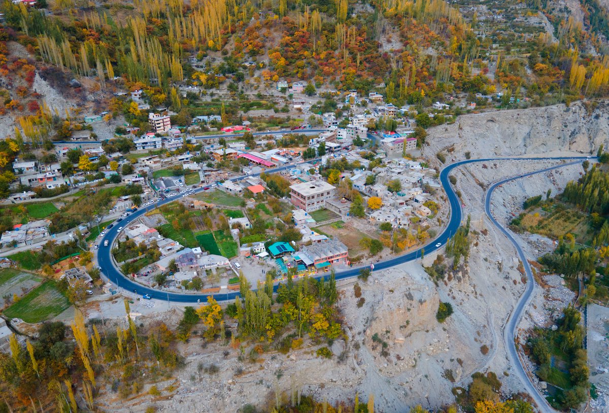 Karakoram Highway - Ganish, Hunza #GilgitBaltistan #Pakistan