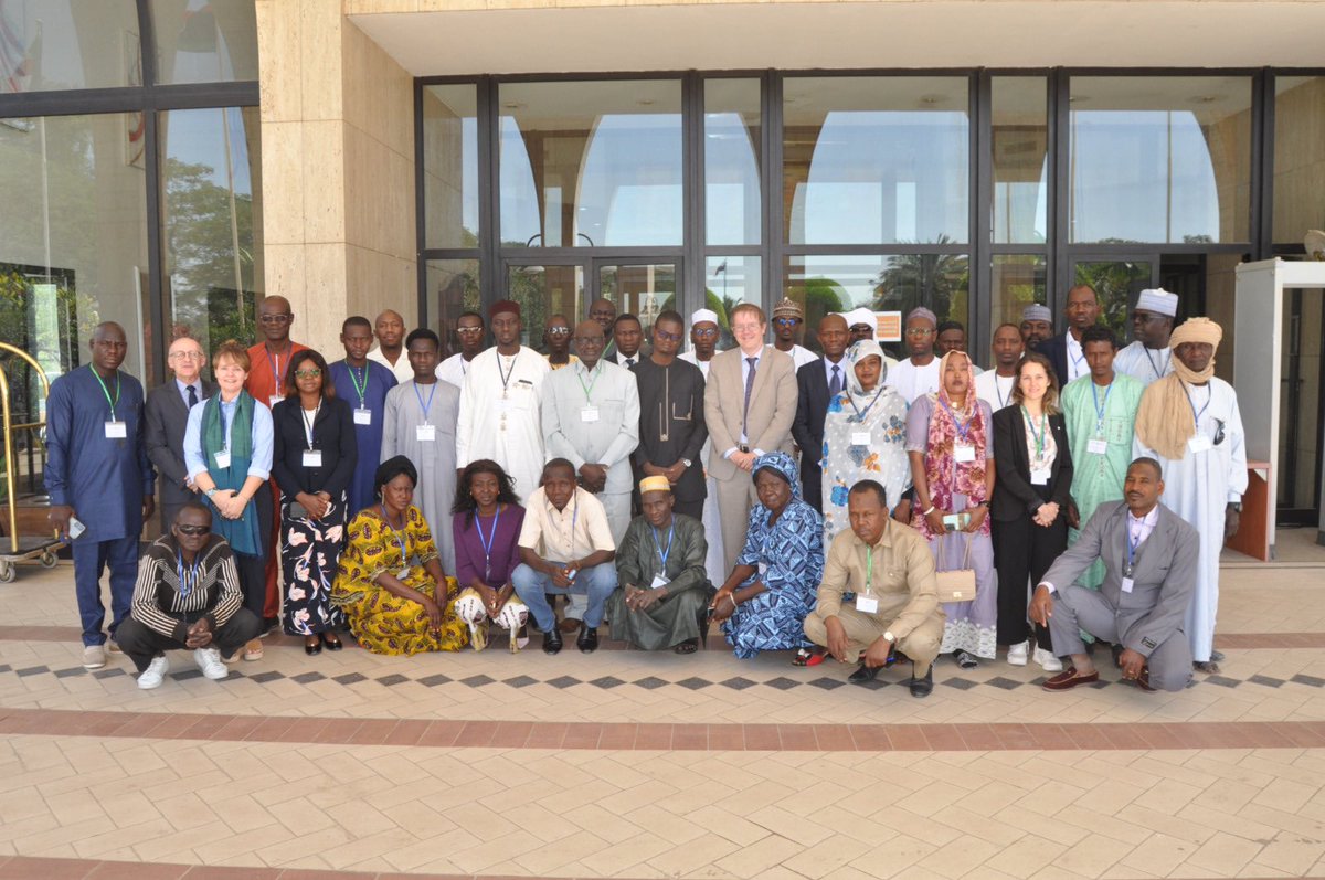 Emem Bassey tweet media