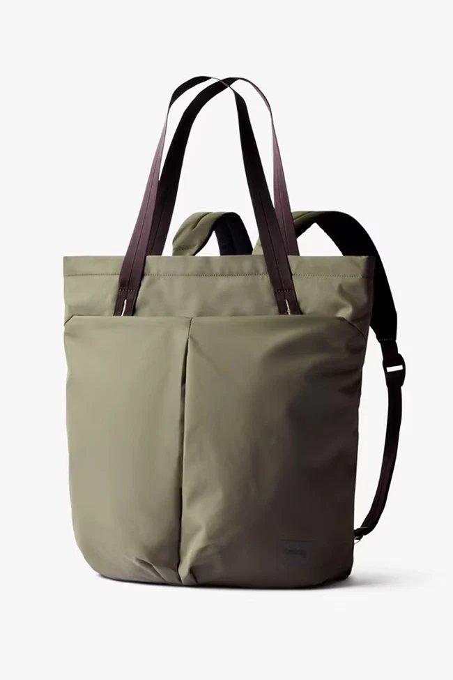 Lorenzo_Eksh's tweet photo. Bellroy Laneway Totepack Sea Kelp
https://t.co/eqf0Hb3LOA https://t.co/AJuDMhH7Kz