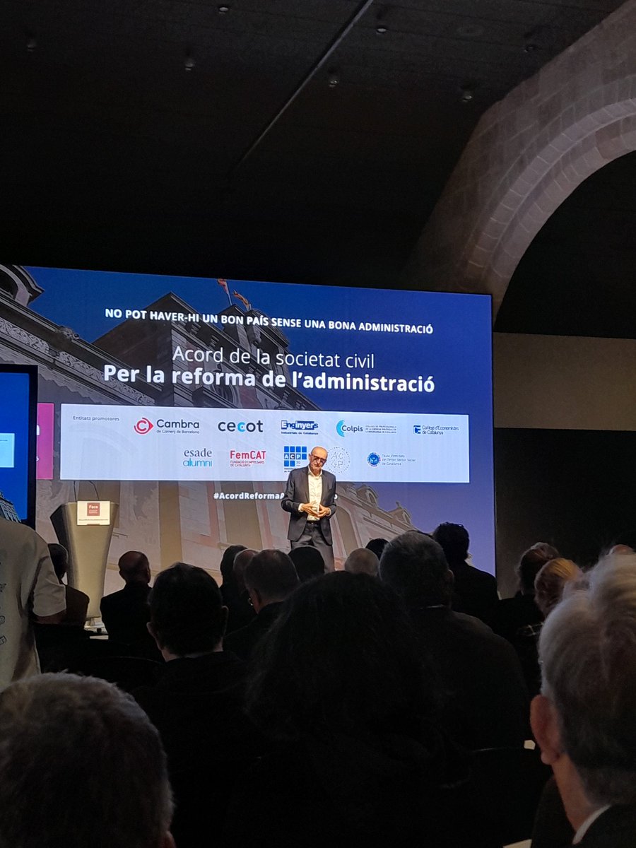 Unes 300 entitats, empreses i col·legis professionals ens reunim per reclamar la transformació de l'administració pública.

Calen fets. Catalunya és el millor país planificant, però cal 𝑓𝑒𝑟, liderar i influir.