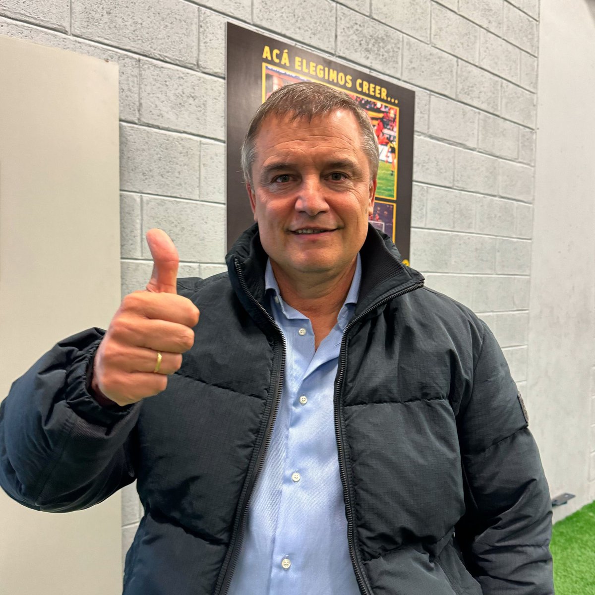 Tabla anual 90/108 pts disputados=83,3%✅️
Apertura invicto 41/45 pts disputados=91,11%✅️
Lider del clausura 35/42=83,3%✅️
Invicto todo el año en el CDS✅️
Entre los 4 mejores de América (ganandolé a equipos como Flamengo,Mineiro,Botafogo)✅️
Con el sello Diego Aguirre✅️