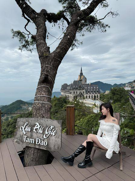 TraTramy1102's tweet photo. Si mê một nét dịu dàng
Ta như lạc chốn địa đàng…📷📷 https://t.co/fL4R4e5u90