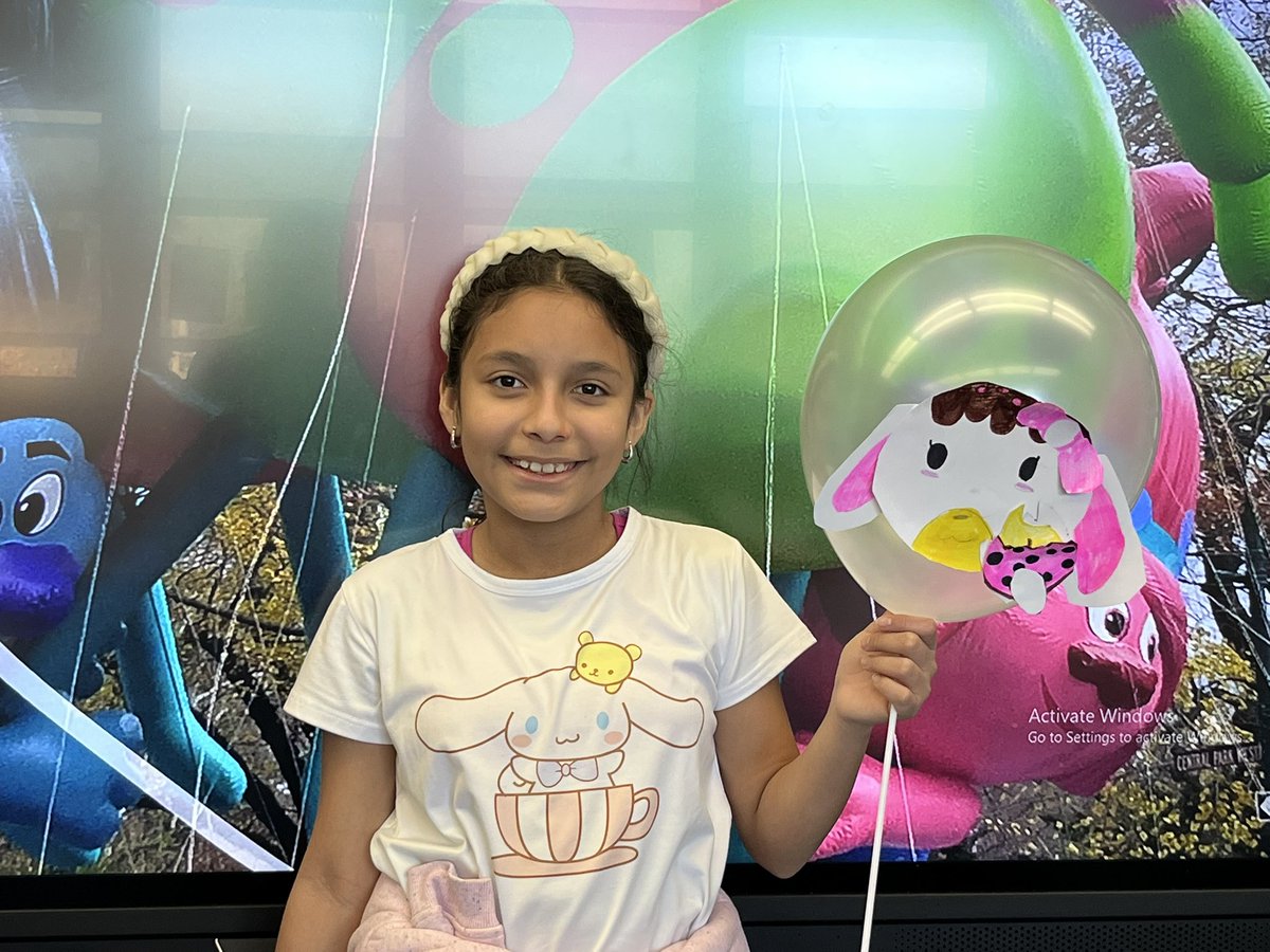 DAVintermediate's tweet photo. In Mrs. Farkas’ class they had a great time learning about the History of the Macy’s Thanksgiving Day parade and making their own balloon creations. They also made bracelets with words that describe what Thanksgiving means to them. 🧡🦃 #greatnessunleashed https://t.co/GG6nXDGoBZ