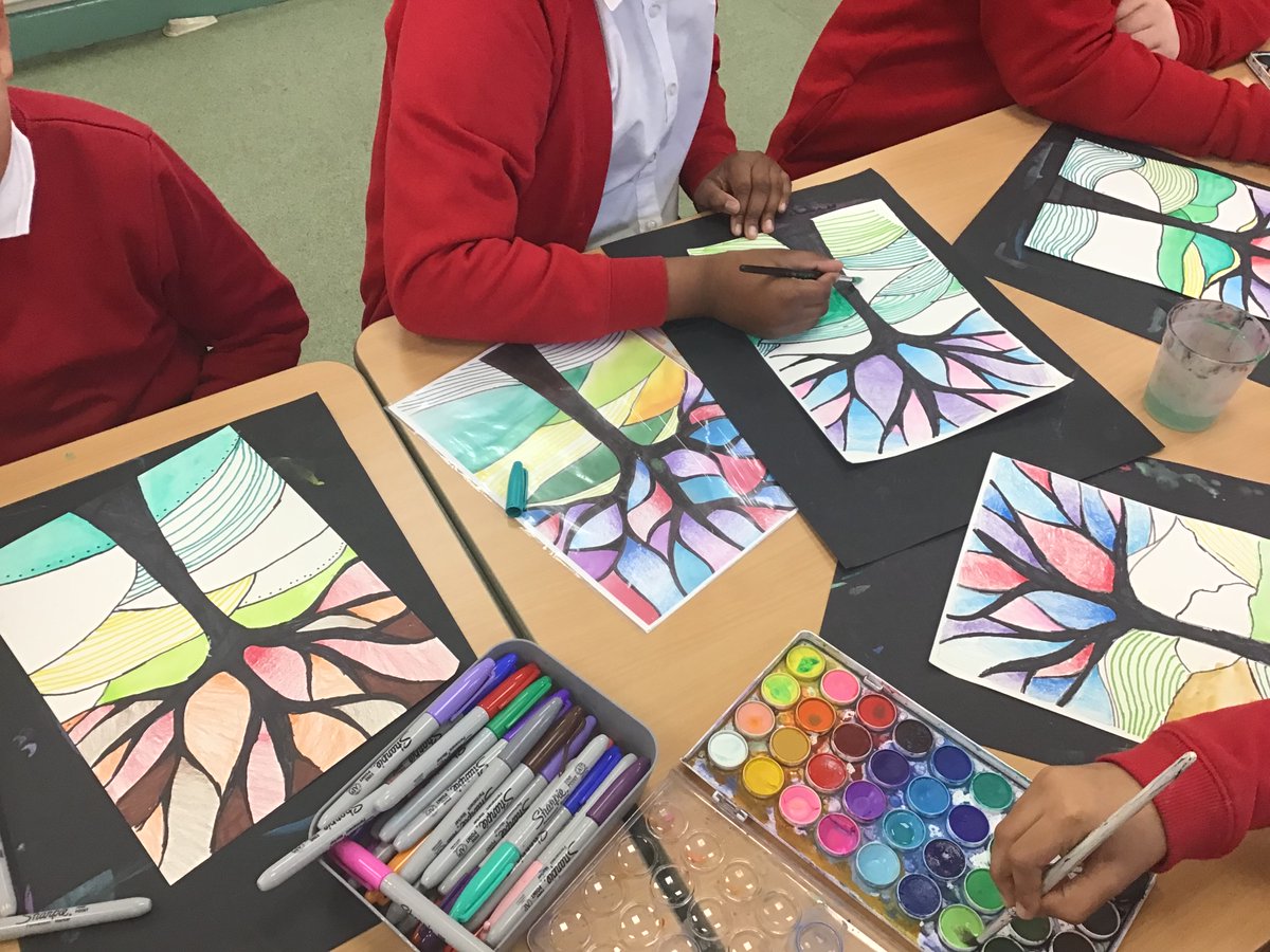 Beautiful art work again from the year 5 art club.