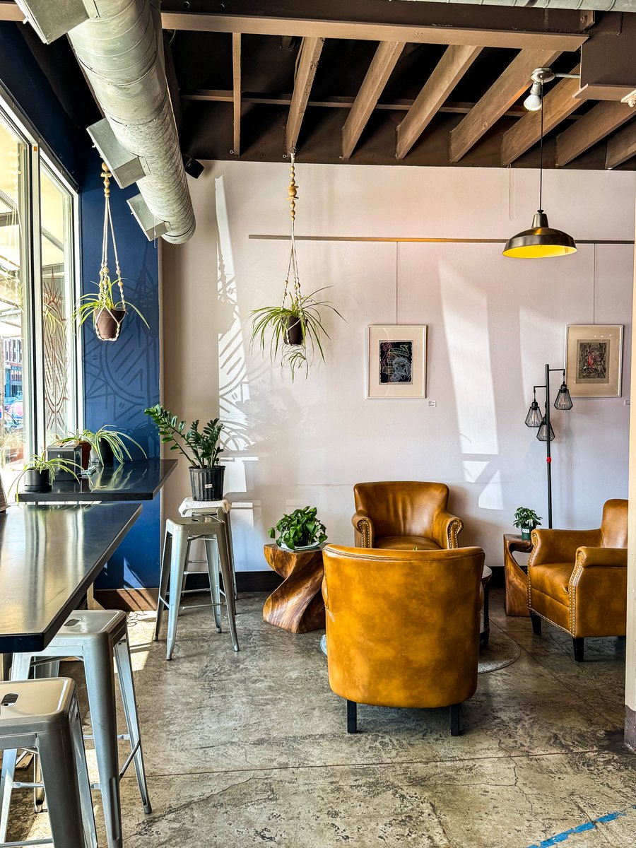 🦃Thanksgiving is almost here, so we're closing up shop! Check out our cafe schedule below ⬇️

11/27: Power + Light closed
11/28: All cafes closed
11/29: Wheatfield Village open 8 AM, KC cafes open normal hours

👋See you soon for a post-feast coffee fix! 

#HappyThanksgiving