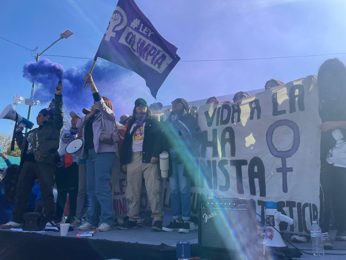 Hoy es un día histórico para las mujeres en México. Estamos en el reclusorio oriente esperando LA PRIMERA SENTENCIA EN EL MUNDO en contra de un agresor digital con #IA gracias a #LeyOlimpia.

#LoVirtualEsReal