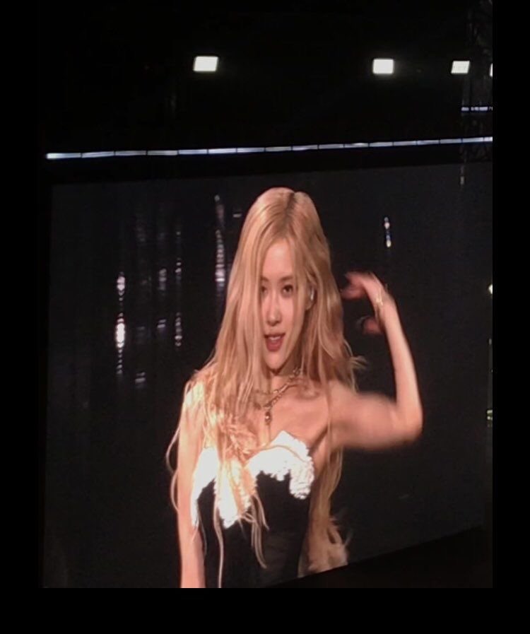 ultrosechaeng's tweet photo. https://t.co/gK77OvJeb2