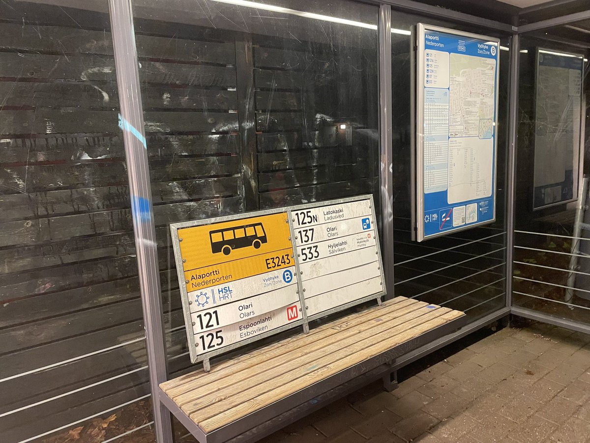 Hello <a href="/EspooEsbo/">Espoon kaupunki</a> <a href="/HSL_HRT/">HSL</a> this is the hazardous state for bus stop E:243.

It has been like this for several days, but no action has happened despite children in the area. Could you please fix it or at least remove it?

Thank you / Kiitos / Tack