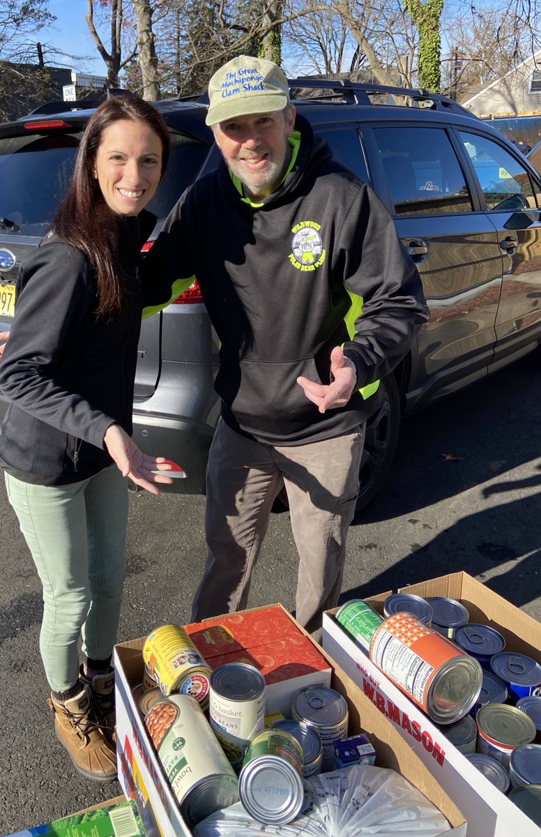 Our Lenape DECA members made this year’s food drive a huge success! We were able to donate 208 pounds of goods to Cherry Hill Food Pantry which directly supports the Mount Laurel community. ⭐️ #DECA #FoodDrive #CommunityService