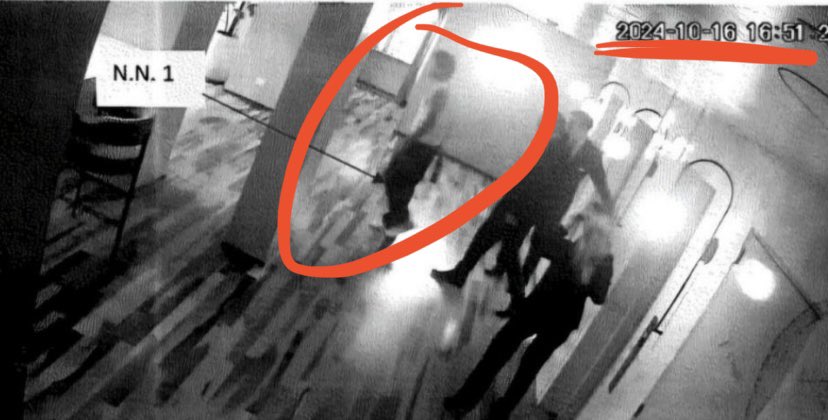 WHAT HAPPENED IN 3 MIN?! At 16:51 Liam is in completely normal state, at 16:54 he’s already being dragged by 3 people? WTF?! WHERE’S at least 1 proof of his terrible behavior in the lobby? And WAS IT AT ALL?)) All we see is the inhumane attitude of the employees. #JusticeForLiam