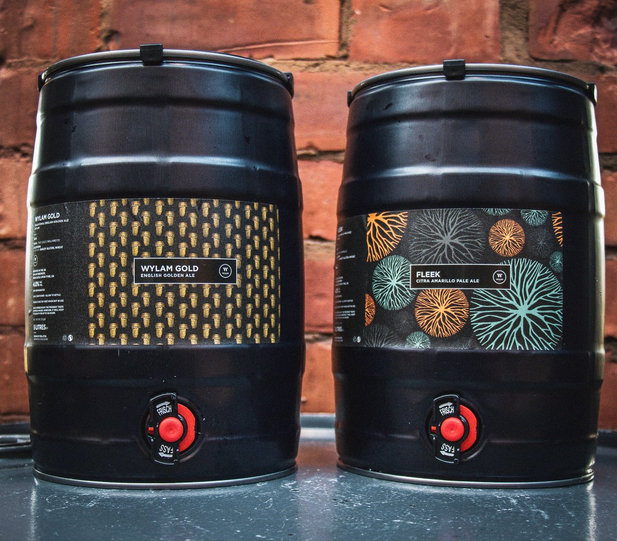 BRING THE PUB HOME THIS CHRIMBO!

Mini casks are back!! It’s been a few years since we last filled this little gems, but they finally return in the form of...

FLEEK | Pale Ale 4.2%
GOLD | Golden Ale 4.0%

Available to CLICK &amp; COLLECT from our web store.

beerstore.wylambrewery.co.uk